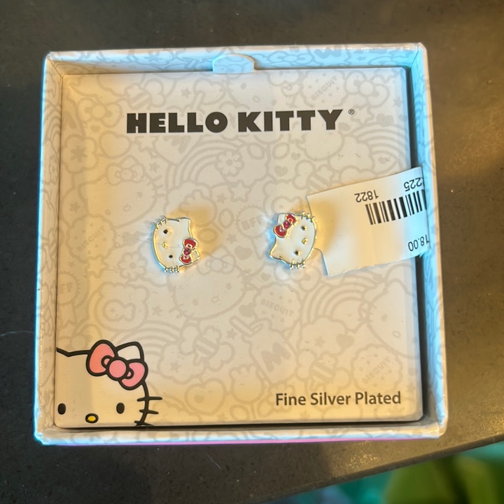 Hello kitty earrings